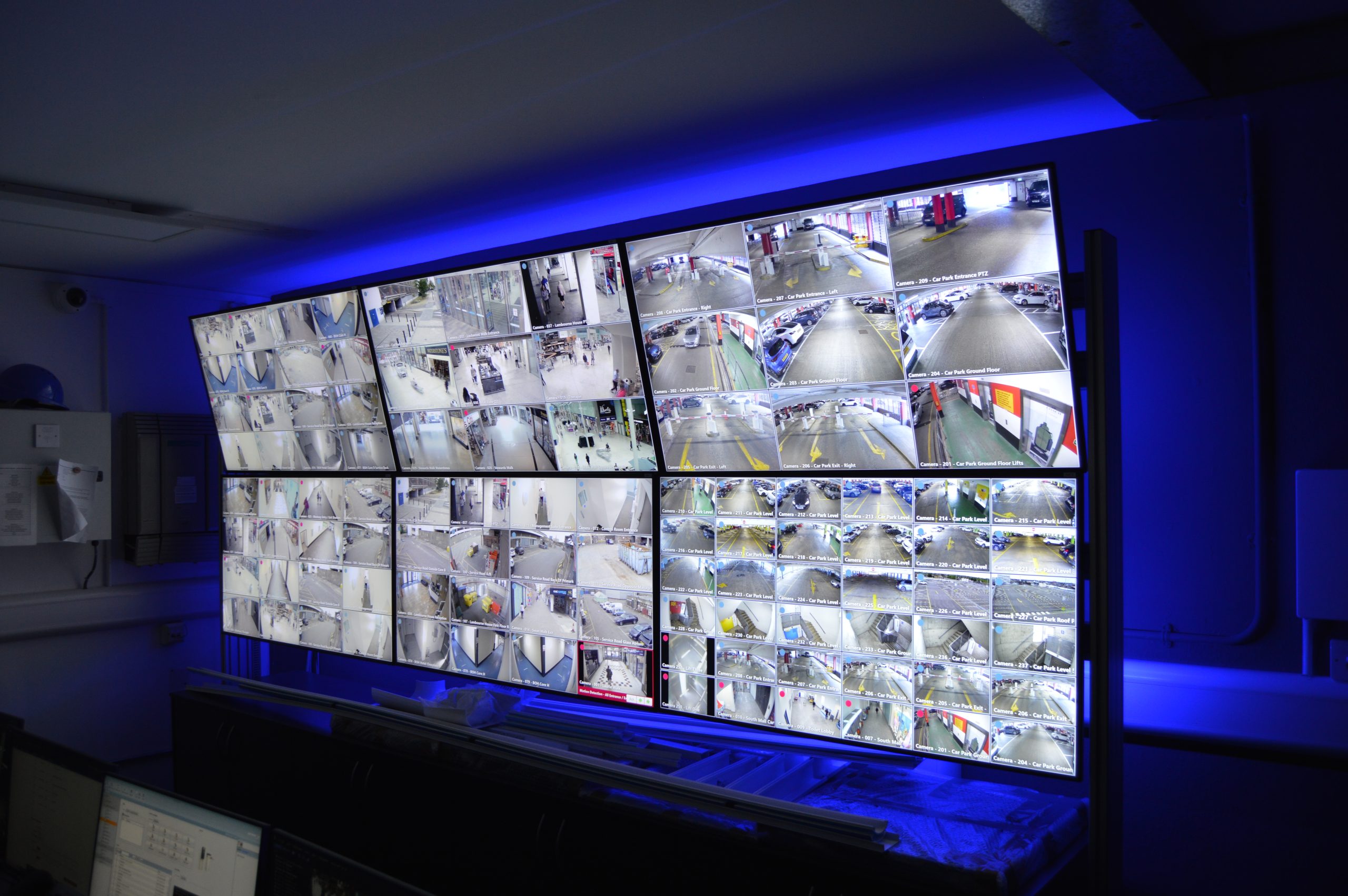 نمایش دوربین های نظارتی و نقشه